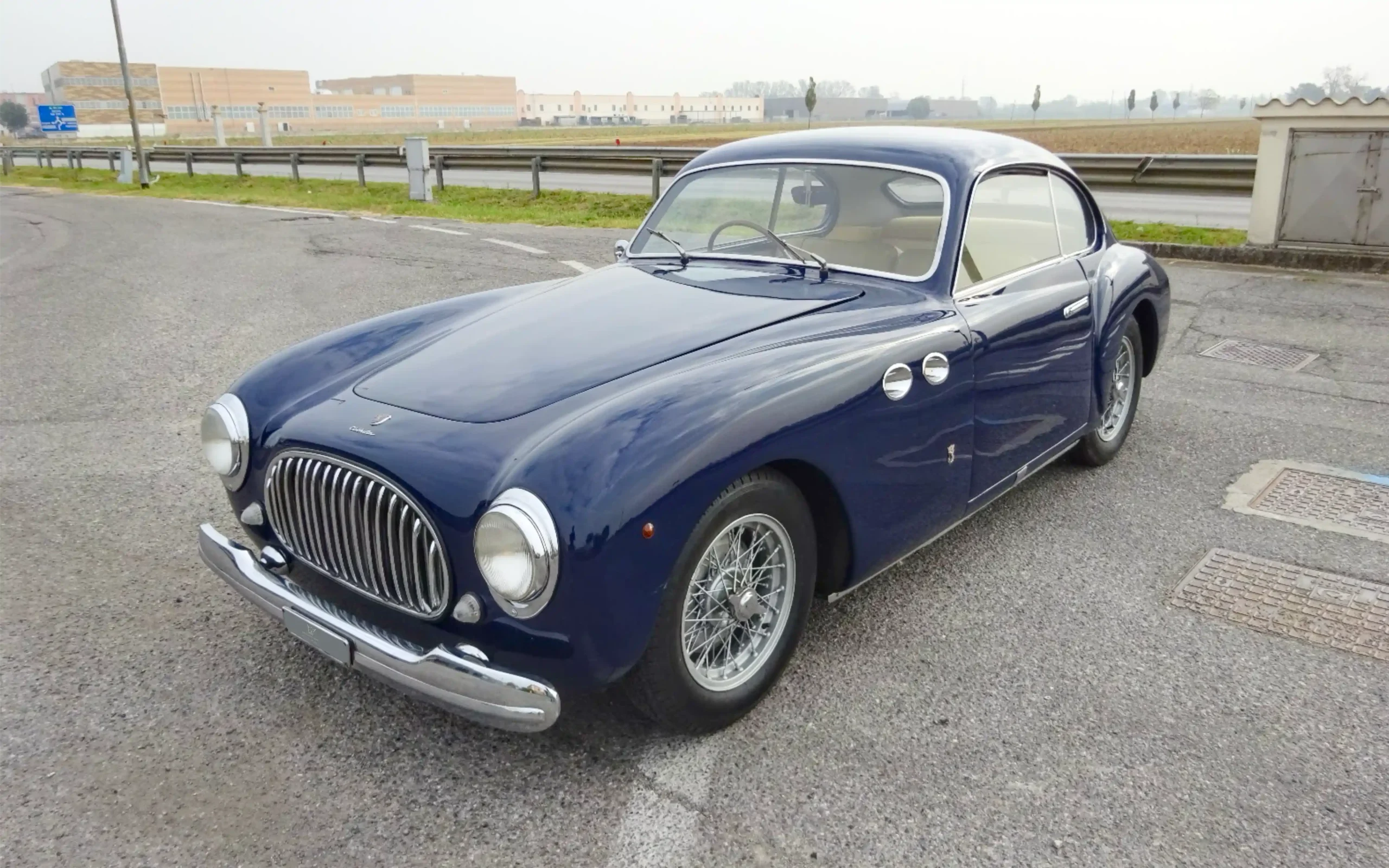 Cisitalia 202 Coupé Pinin Farina (1947–1952), auto storica eleggibile per rievocazioni di regolarità, disponibile per il noleggio con gestione evento completa