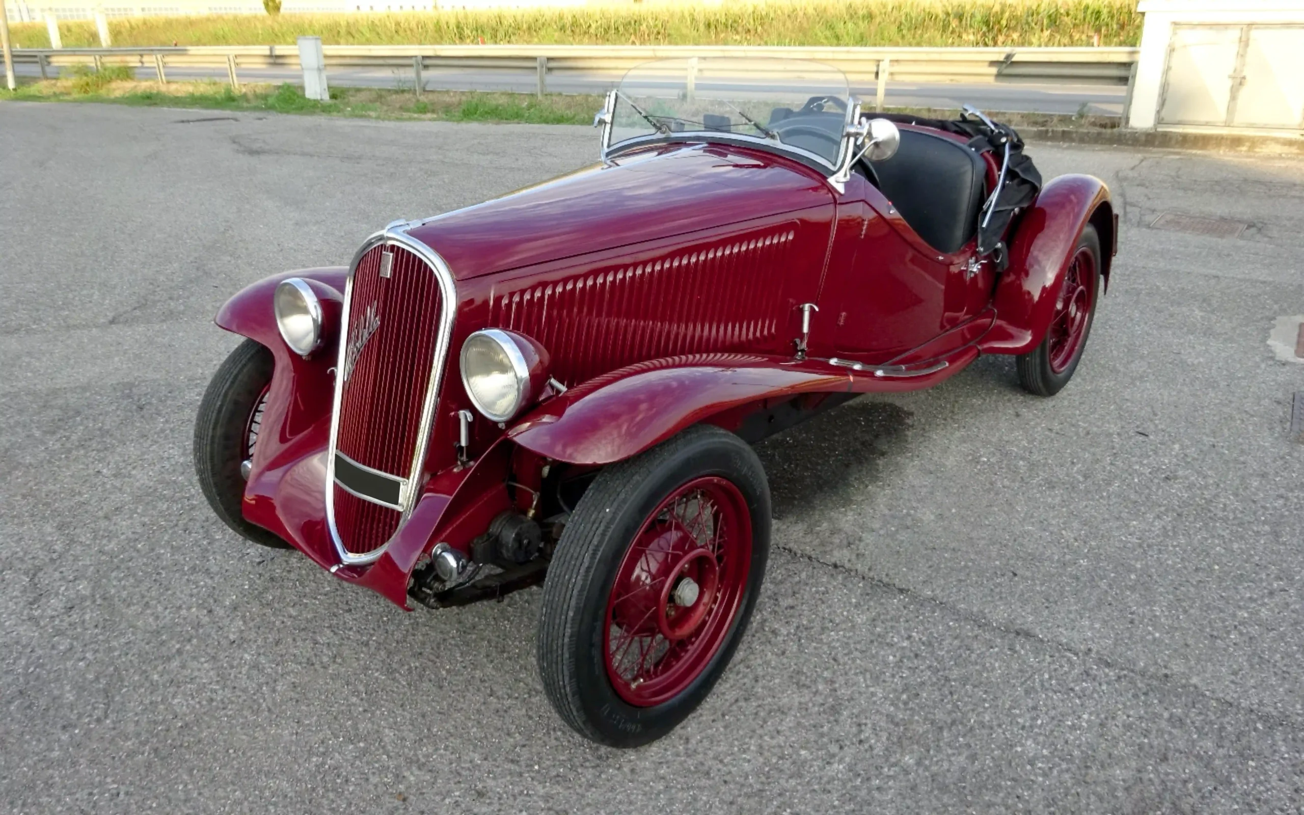 Fiat 508 S Balilla Sport (1933–1936), auto storica anteguerra utilizzata nelle rievocazioni di regolarità, disponibile per il noleggio con assistenza tecnica evento