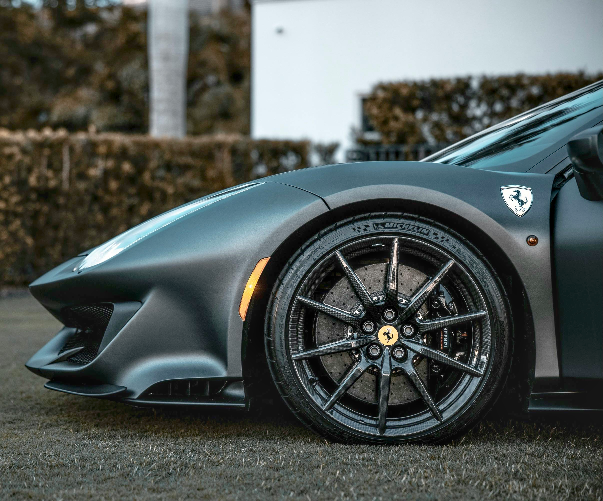 noleggio auto luxury in Italia per soggiorni esclusivi