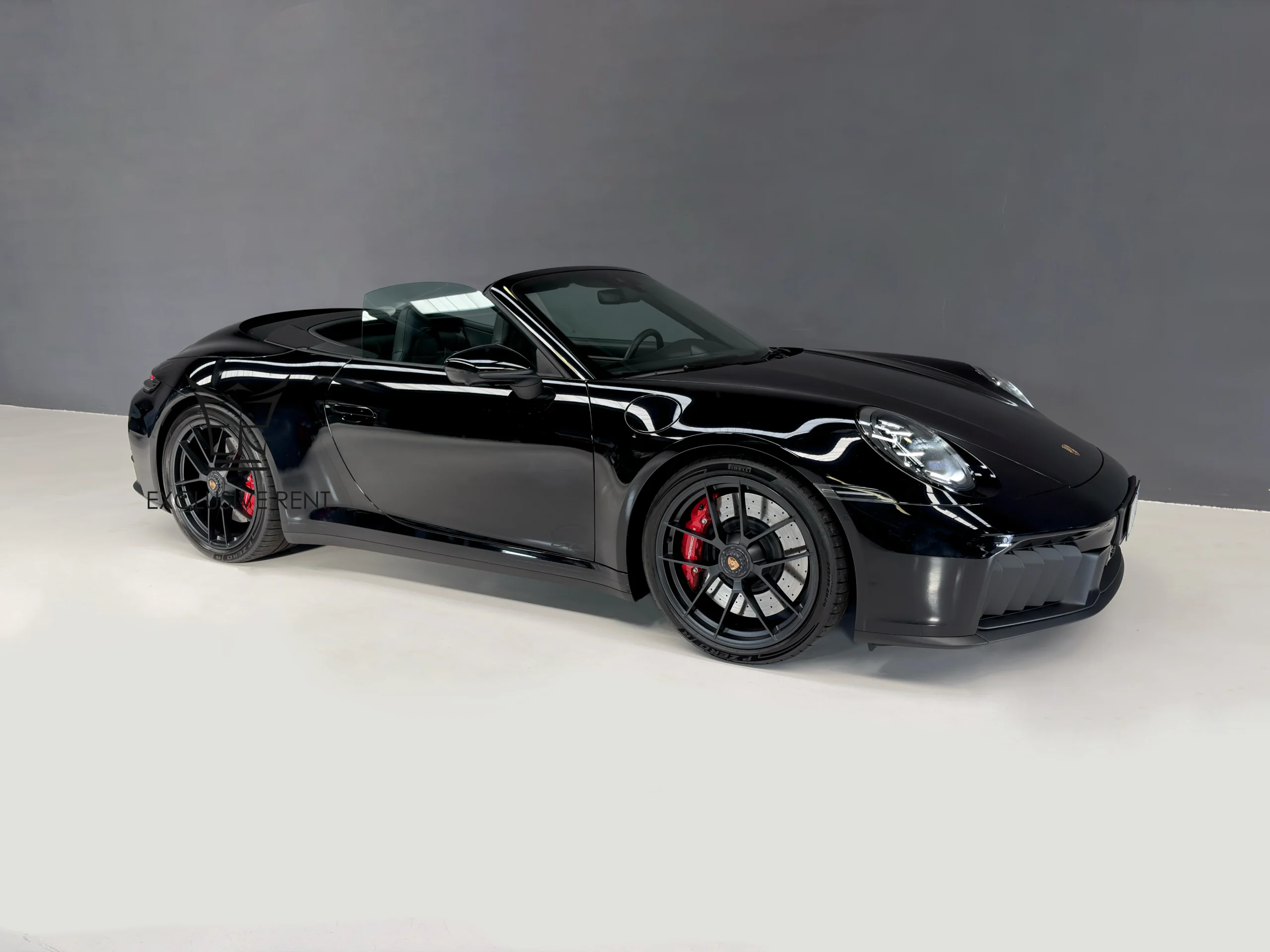 Porsche 911 992 Carrera GTS Cabriolet disponibile a noleggio